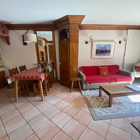 Le Cristal Apartament